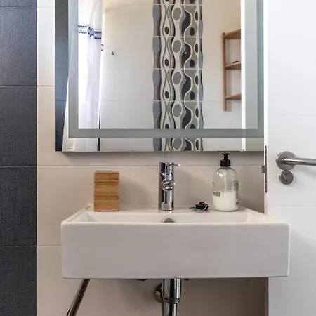 Primera Linea De Playa Surf & Sopelana